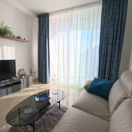 Spinola Seaview Deluxe 1 Bedroom *