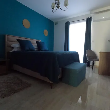 Spinola Seaview Deluxe 1 Bedroom *