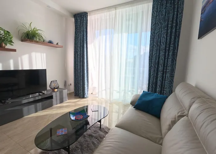 Spinola Seaview Deluxe 1 Bedroom *