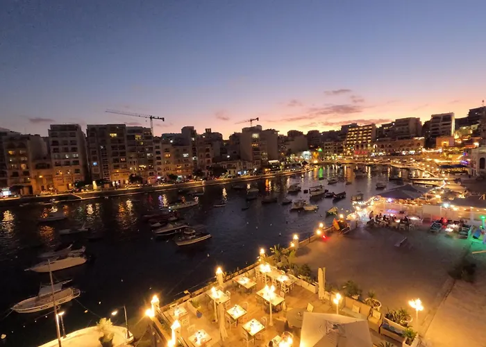 Spinola Seaview Deluxe 1 Bedroom Apartment *